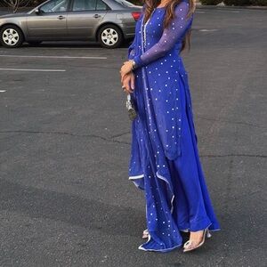 Elegant Blue kameez pulazo dupatta with Silver Accents